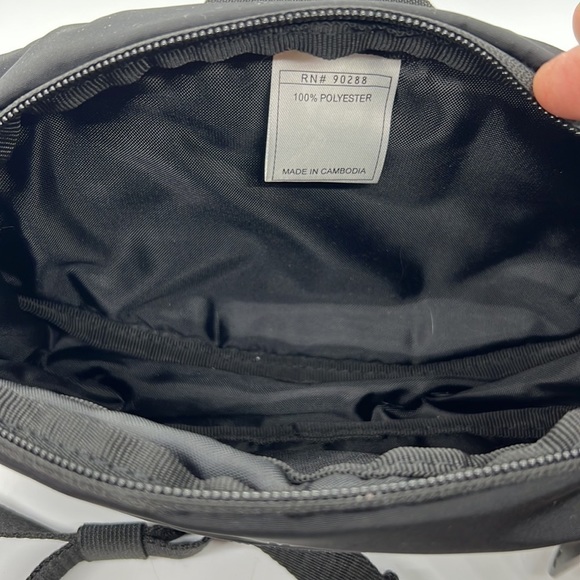 Adidas licensed belt pack. Never used. - Picture 7 of 8